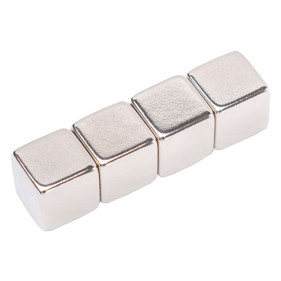 Obrázek z Magnety neodymové super silné - 10 x 10 x 10 mm / 4 ks